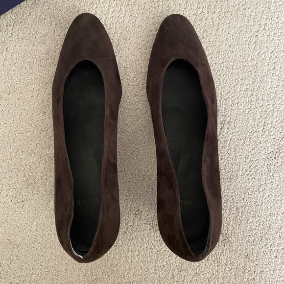 Stuart Weitzman Chicpump | Size 9.5 | Cola Suede - Picture 3 of 5